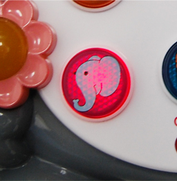 �{�^���������ƁA���̓������񂪌���܂��B���ꂳ�񂪁u�]�E����͂ǂ�����Ė��̂��ȁH�v�ȂǕ����Ă�����ƁA�y�����o���Ă����܂��ˁB